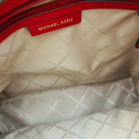 Michae Kors red and cream shades - Picture 2 of 16